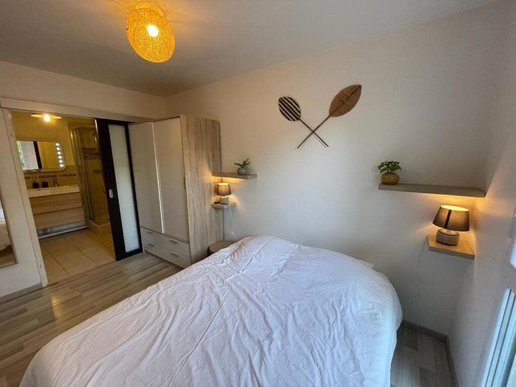 Appart The Good Stay Disneyland Монтеврен Экстерьер фото